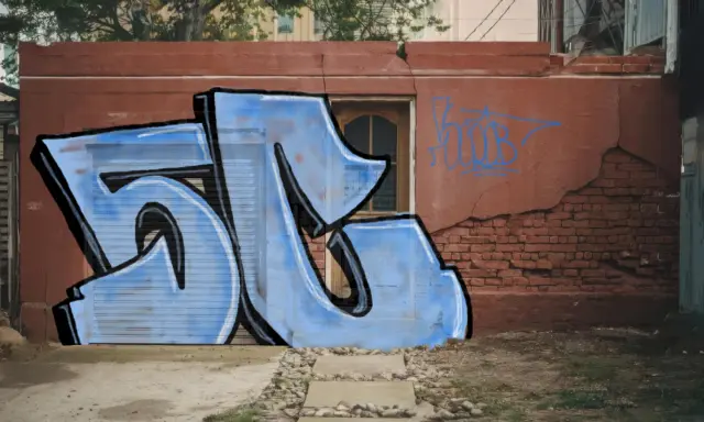Graffiti artwork by 5CROB