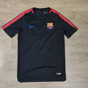 barca-10-s-train-black