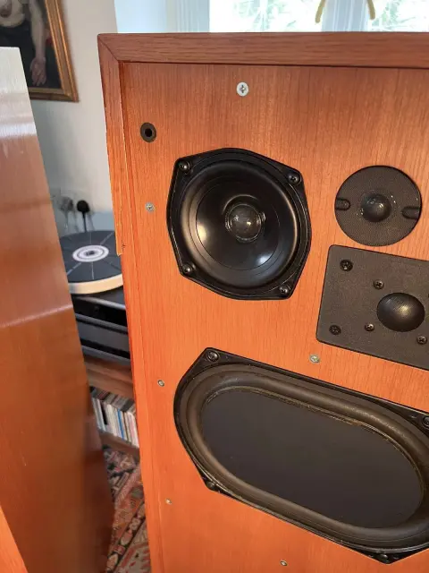 s l1600 (4)