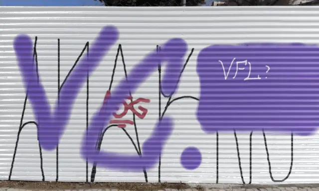 Graffiti artwork by Leon201107