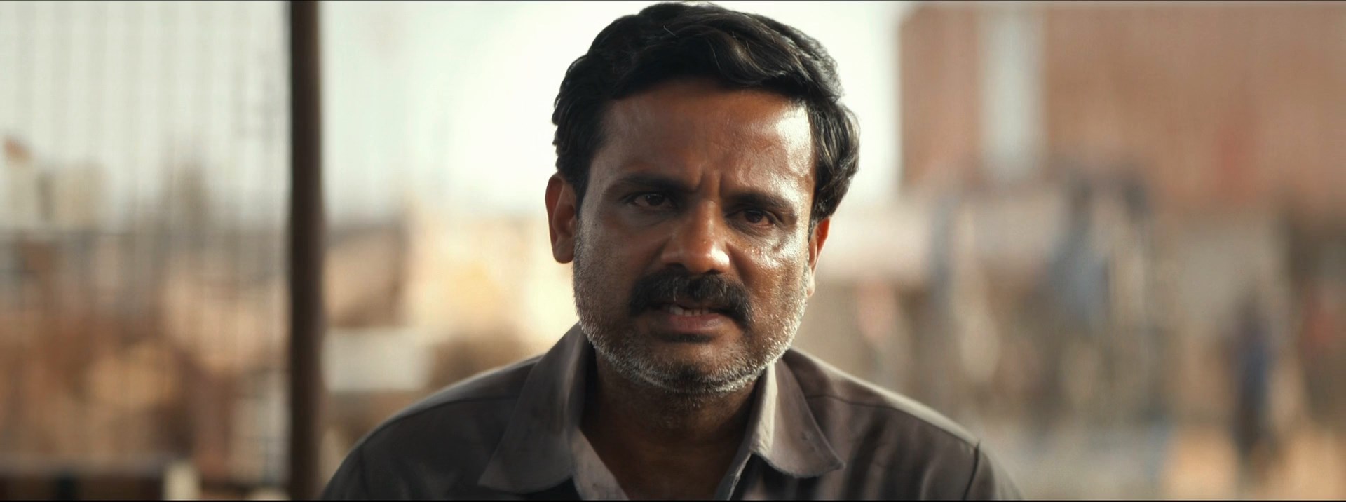 Bhairathi Ranagal (2024) HQ WEB-DL UNCUT Hindi  (Studio-DUB) + Kannada 1080p AVC DDP 2.0 CineVood.mkv_snapshot_00.22.53.417.jpg