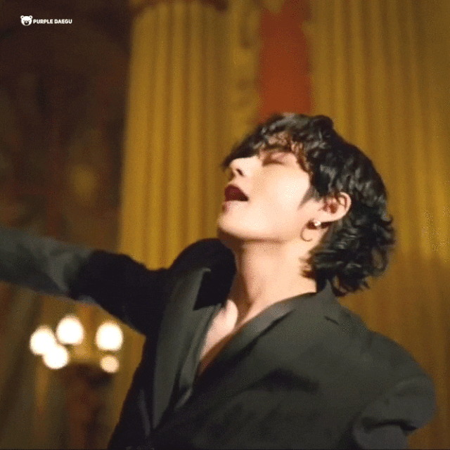 Black Swan MV