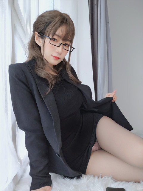 064