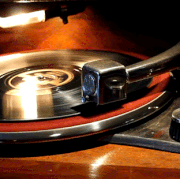 Monty-Socials-06.gif
