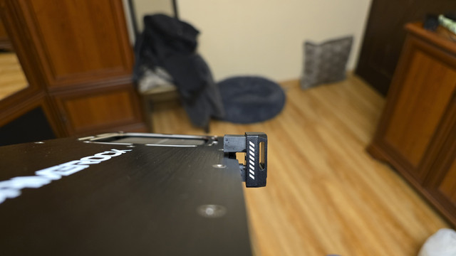 FOv-Qem-KS73w