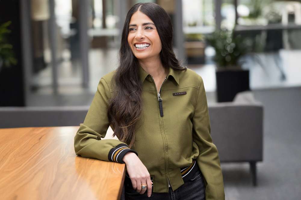 Asha Sharma diz que compra da Activision foi planejada antes da atual estratégia da Microsoft