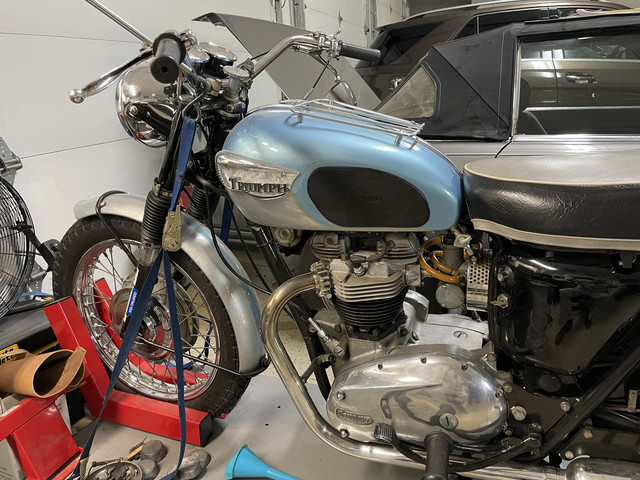 TR6R