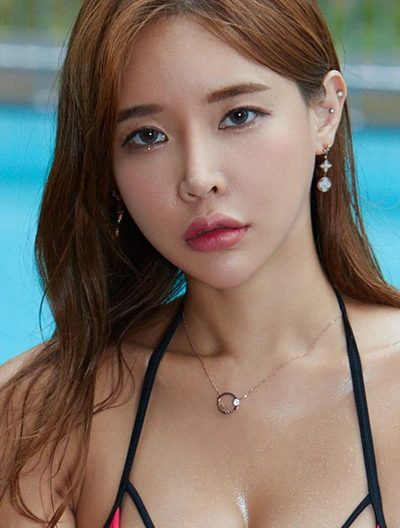이아윤 화보