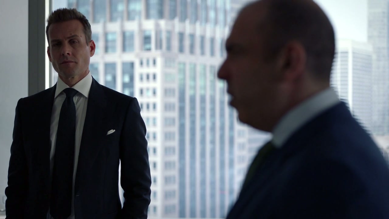 Suits Screenshot