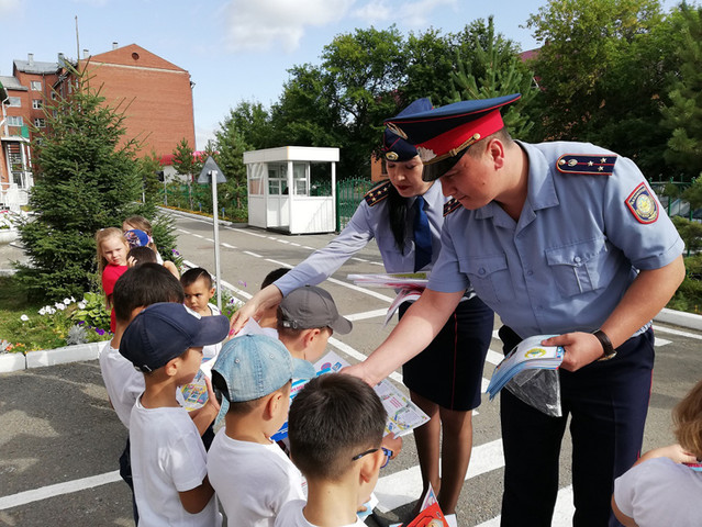 3 полиция и дети