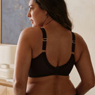 Kelly Upscale (106)