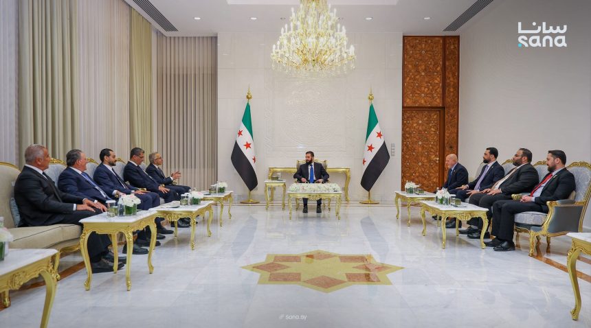بوابة مرحلة جديدة للعلاقات..الرئيس الشرع يبحث مع البسّاط تعزيز التعاون التجاري بين سوريا ولبنان