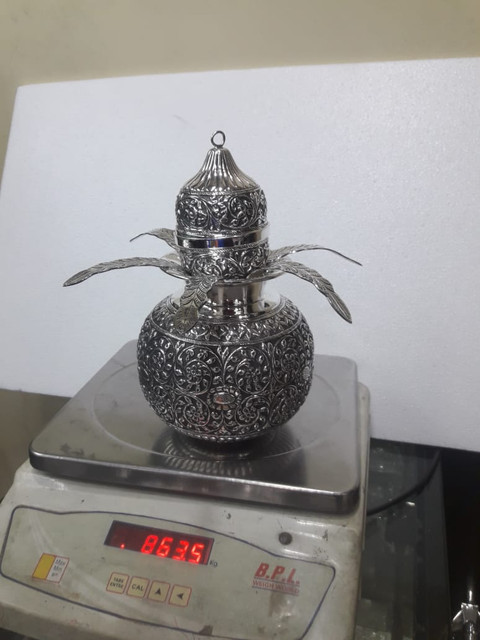 ANTIQUE KALASH
