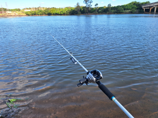 vara de pesca.jpg