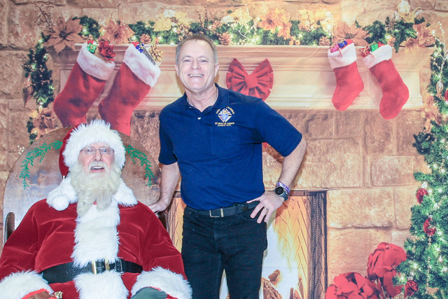 Santa2024-273.jpg