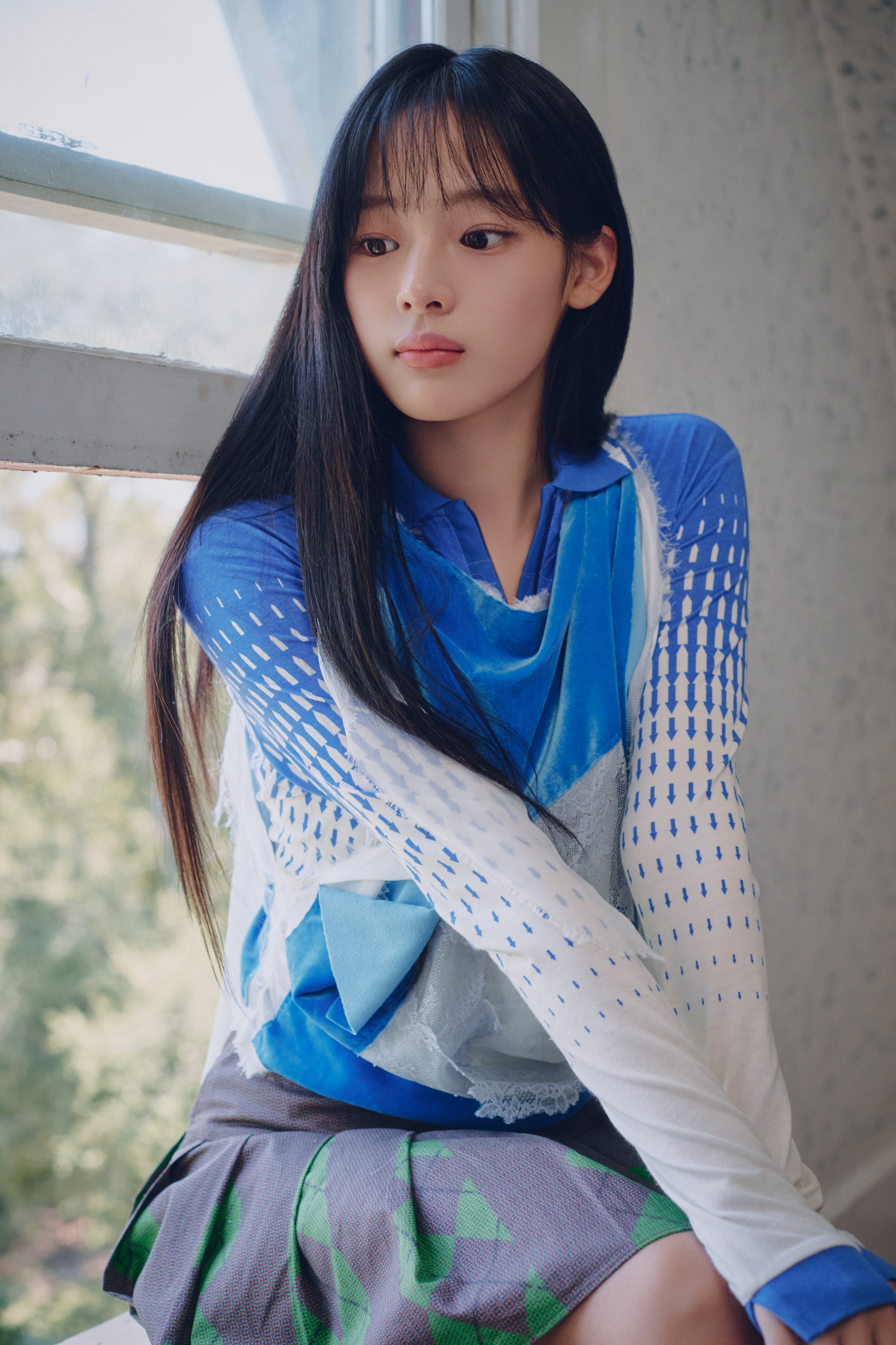 Minji 6