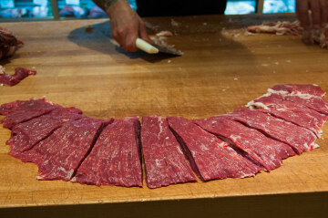 Bavette - vanglap, vinkelap of halve maan - www.Vleeskopenbijdeboer.nl