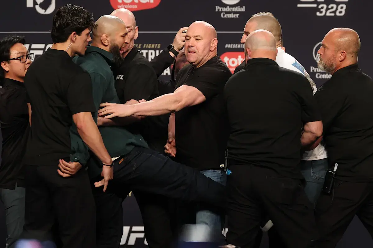 Khamzat Chimaev Confronts Sean Strickland at UFC Press Event