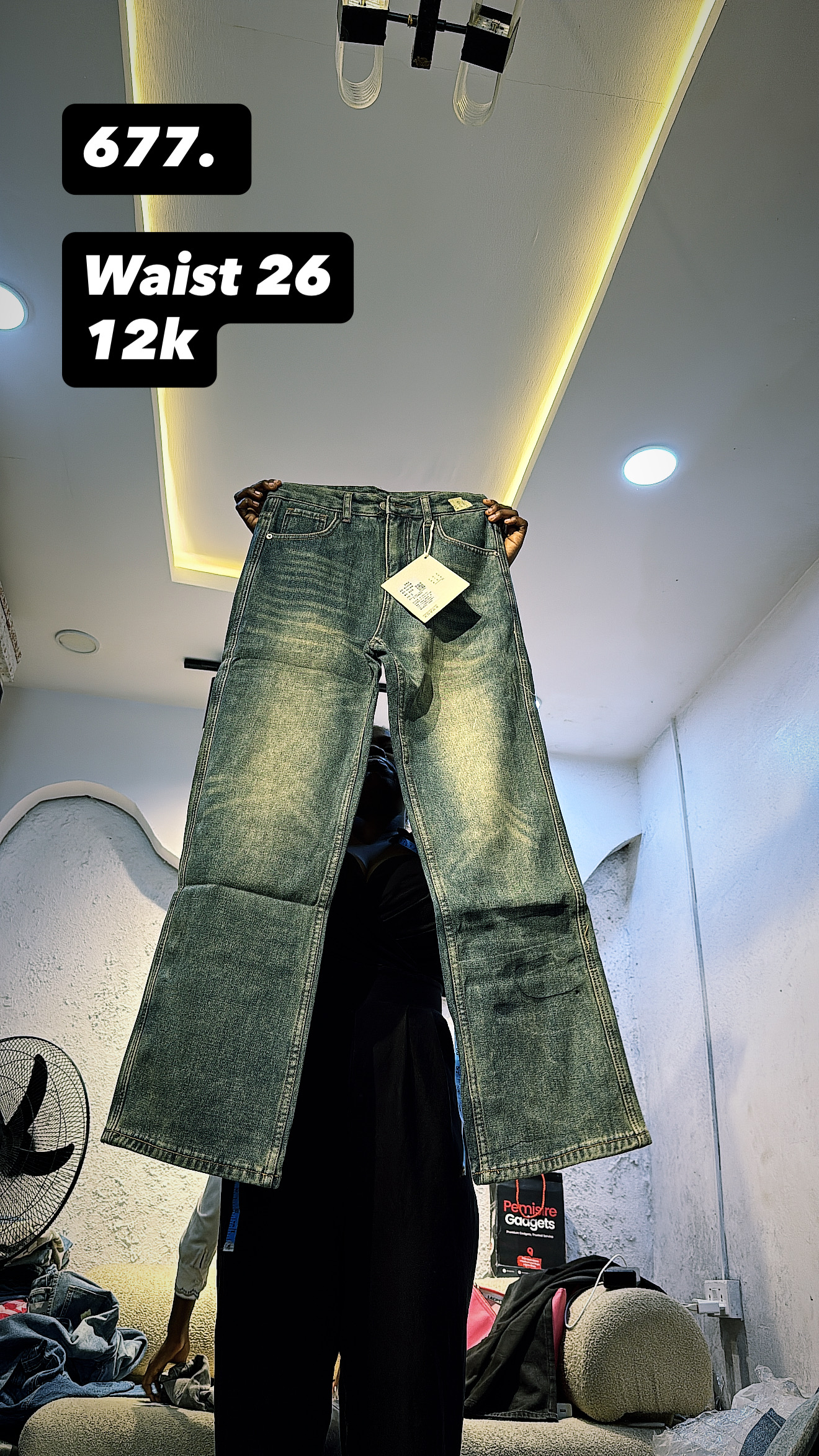 Waist 26