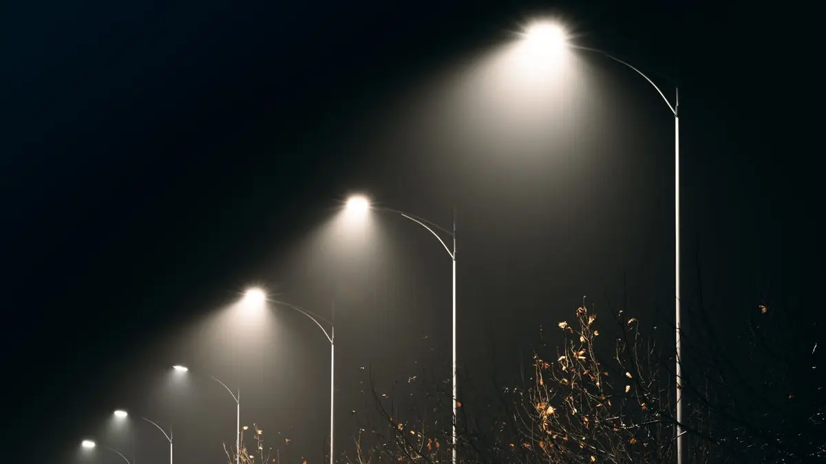 Lampposts to Host Data Centres with Self-Destructing Chips