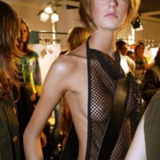 s75