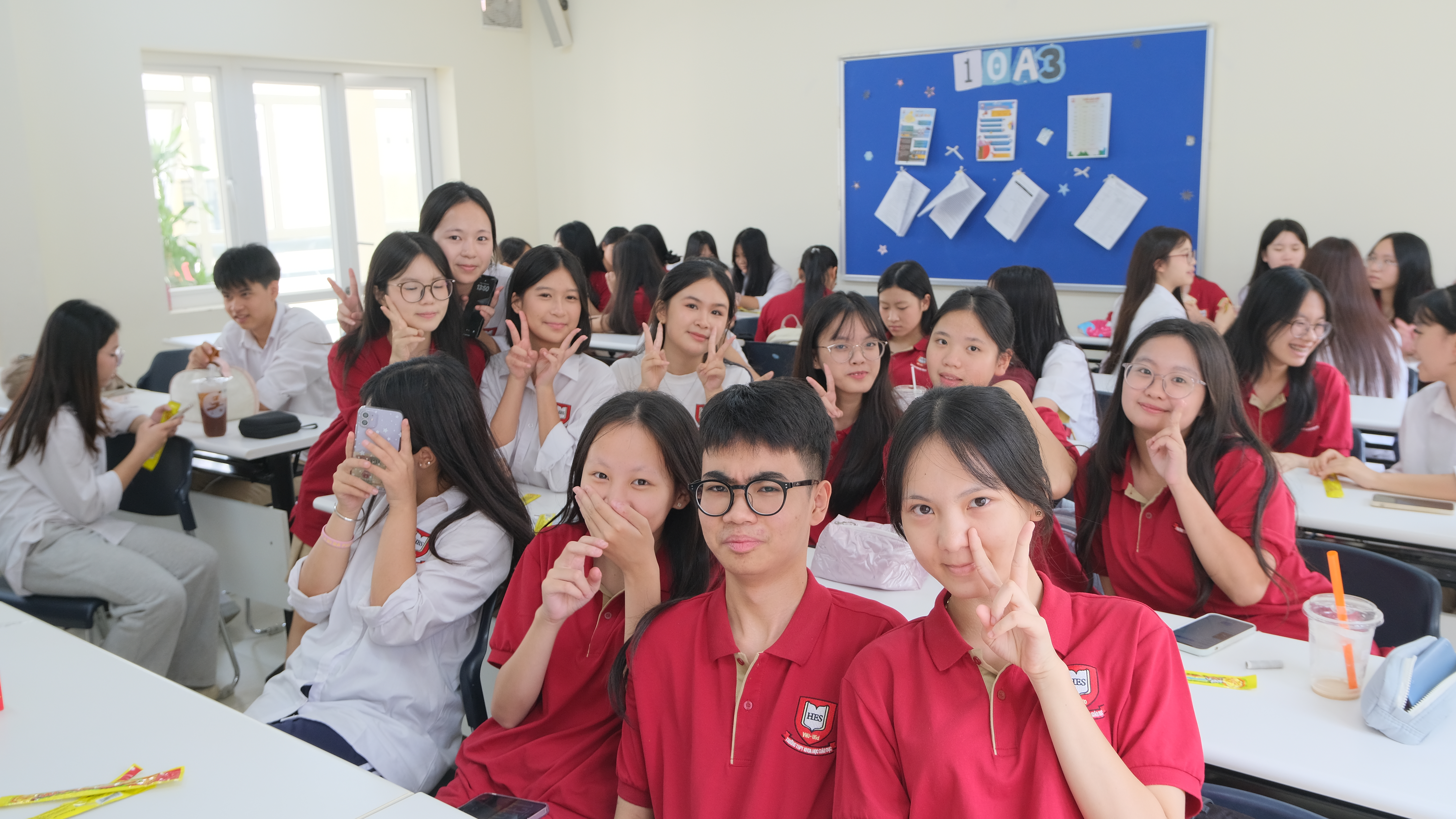 Sinh hoạt câu lạc bộ HES 11
