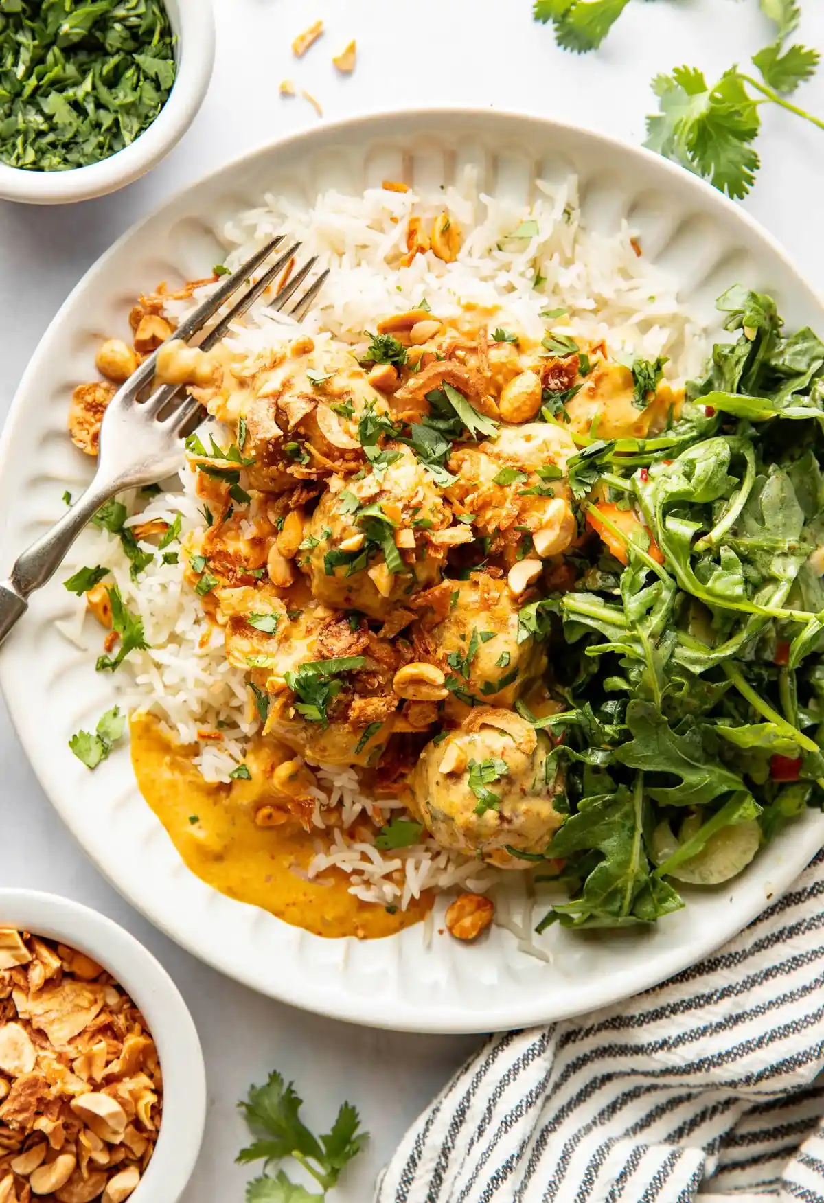 Yellow Curry Meatballs Delight Family Gathering