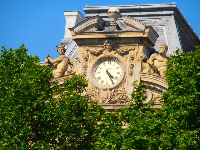 Horloge-Place de la République2.jpg