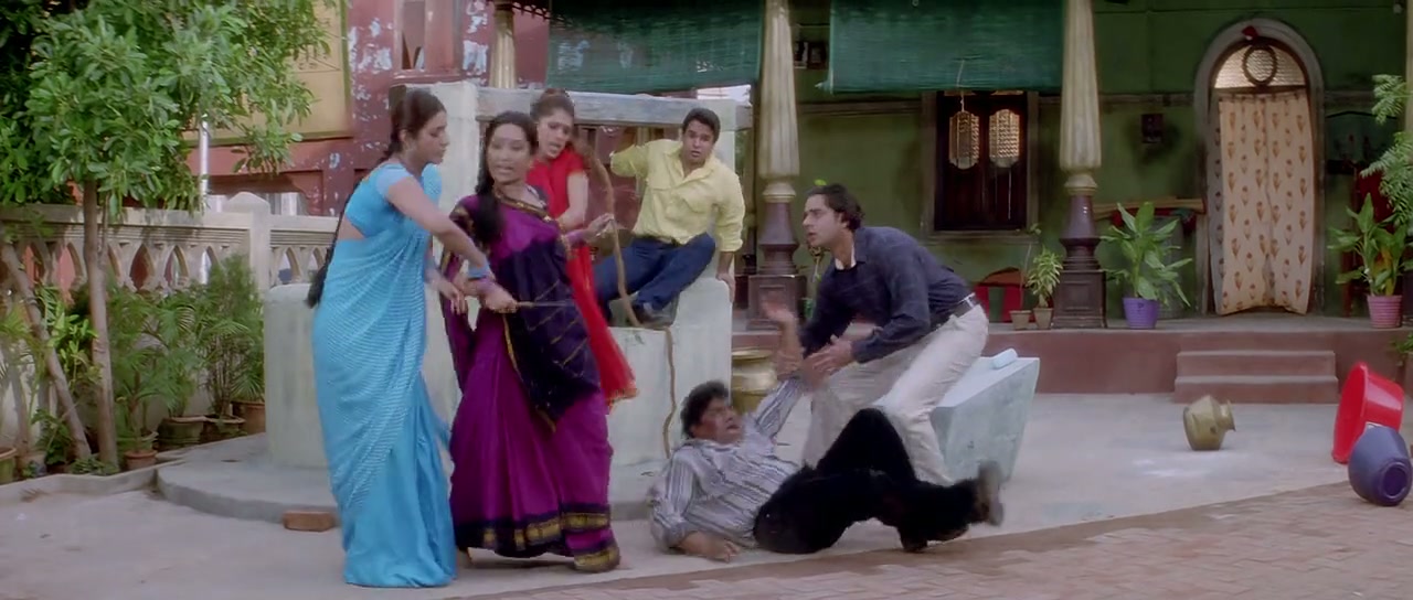 Aamdani Atthanni Kharcha Rupaiya Screenshot
