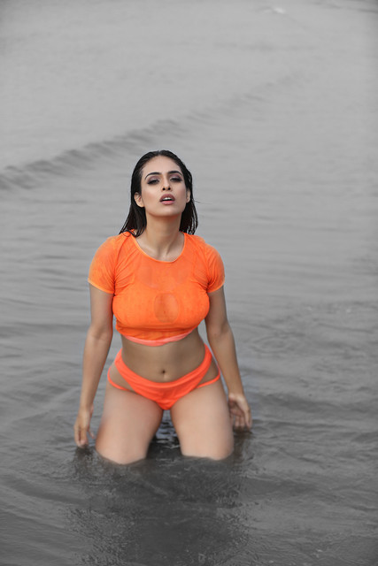 Neha-Malik-3