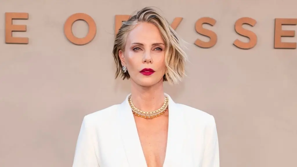 Charlize Theron's Daring Dior Minidress Steals the Show