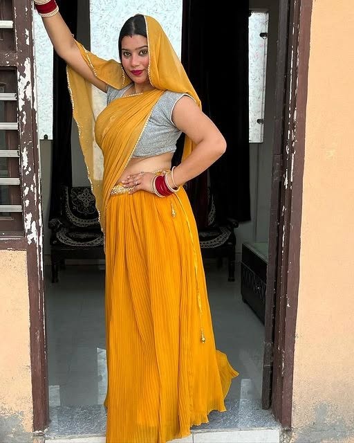 [Image: instagood-newpost-trending-trendingpost-...hion-1.jpg]