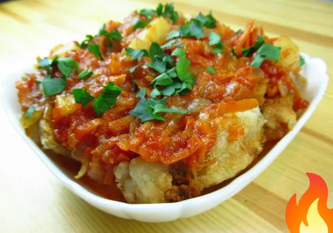 Постер Жареная рыба в томатном соусе с ананасами