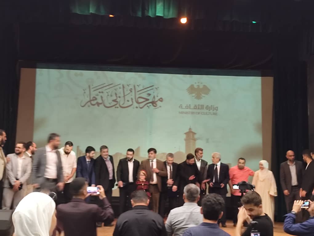 في اليوم الثاني لمهرجان أبي تمام بدرعا.. الشعر يعيد فتح أسئلة المعنى الثقافة بوصفها وعياً حياً