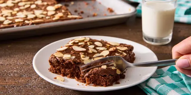 Chocolate Cake Remains the Undisputed Dessert Favorite Across Celebrations