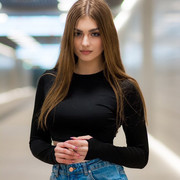 Alicja-Goscicka-Wallpapers-Insta-Fit-Bio-1