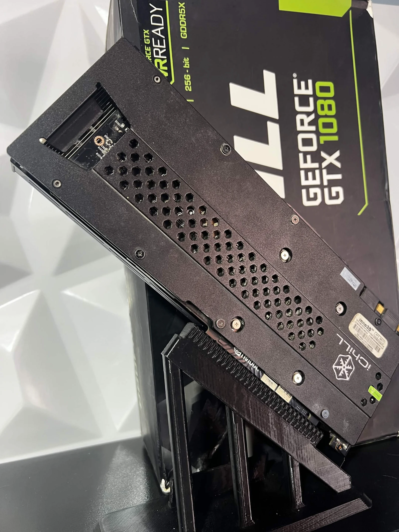 GTX 1080 8GB INNO3D ICHILL miniature 2