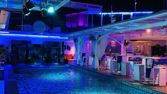 Puteh Rooftop Bar2.webp