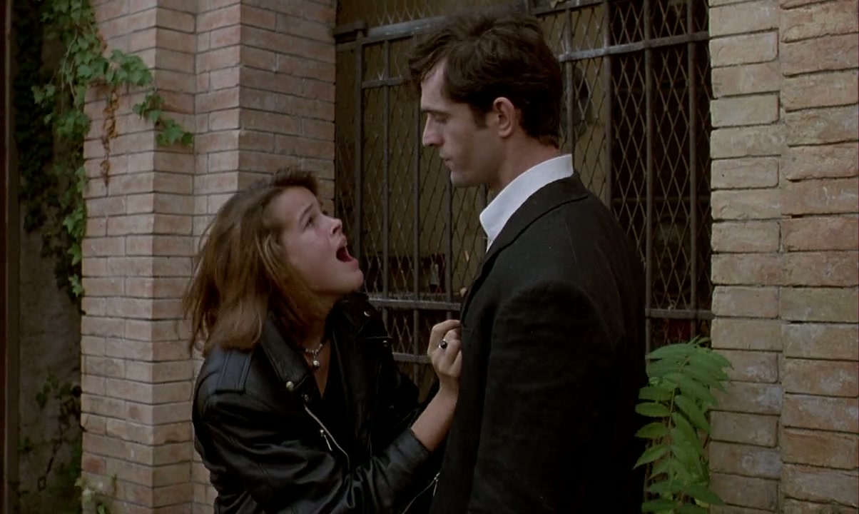 Cemetery Man Screenshot