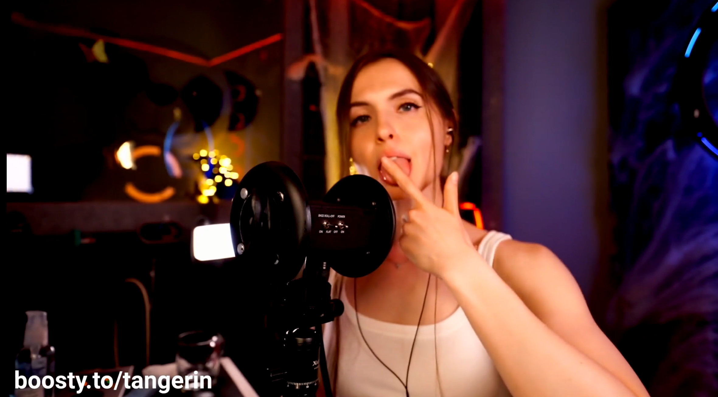 Diffent triggers and mouthsounds [ Tangerin ]