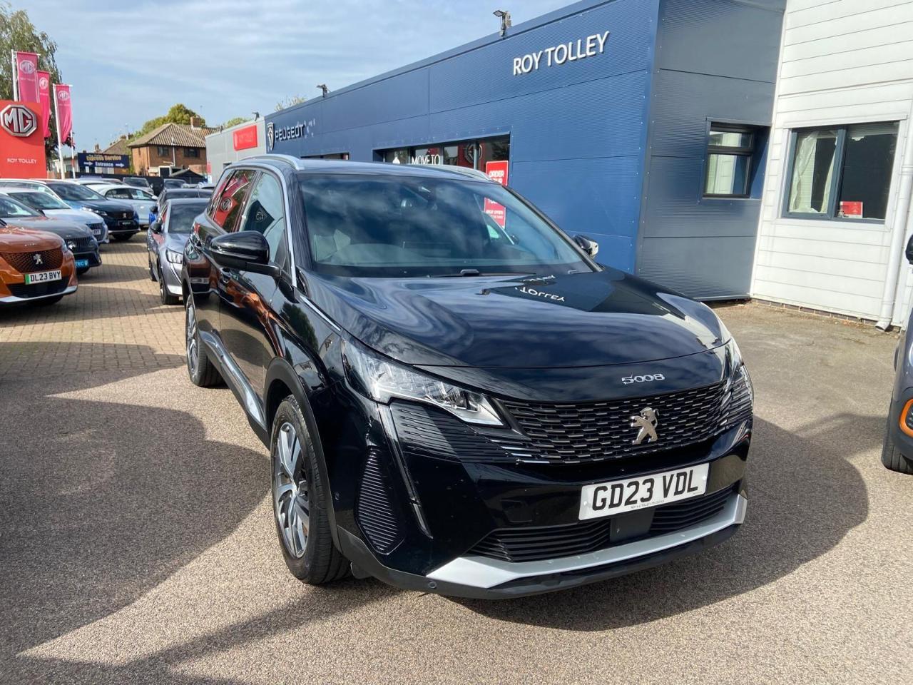 2023 Peugeot 5008