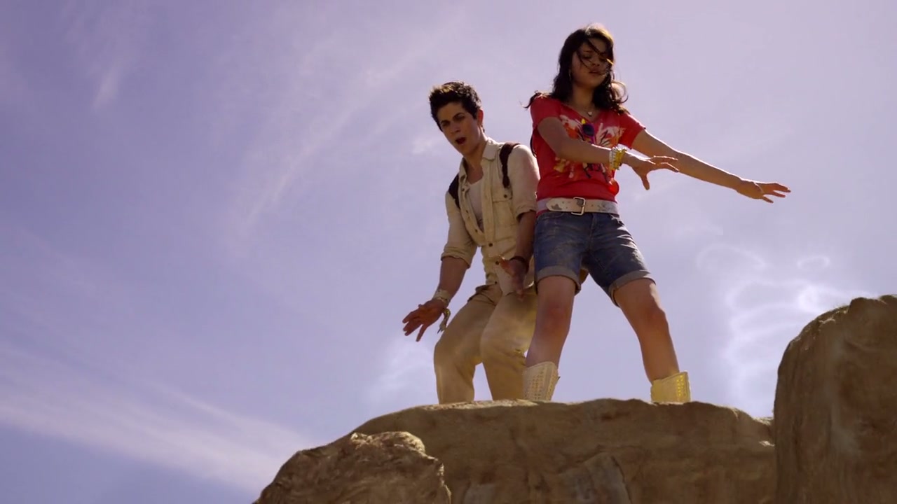 Wizards of Waverly Place: The Movie Screenshot