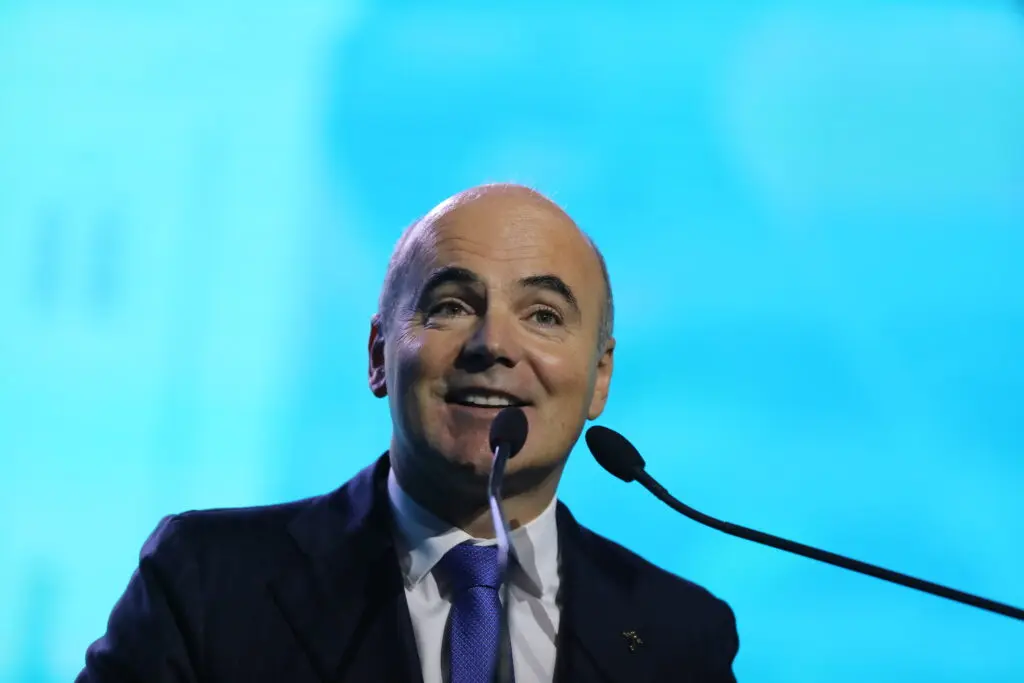 Rareș Bogdan: Majorarea taxelor sufocă economia și capitalul românesc