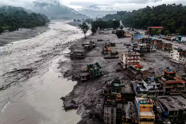 nepal-floods-death-toll-rises-to-1290-rescue-operations-intensify-for-the-10th-day