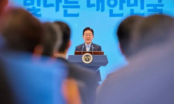 South Korean Vote‑Card Shortage Tests President Lee’s Self‑Correcting Democracy Claim