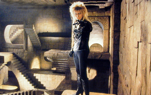 https://i.ibb.co/B2STZzP/Bowie-labyrinth.jpg