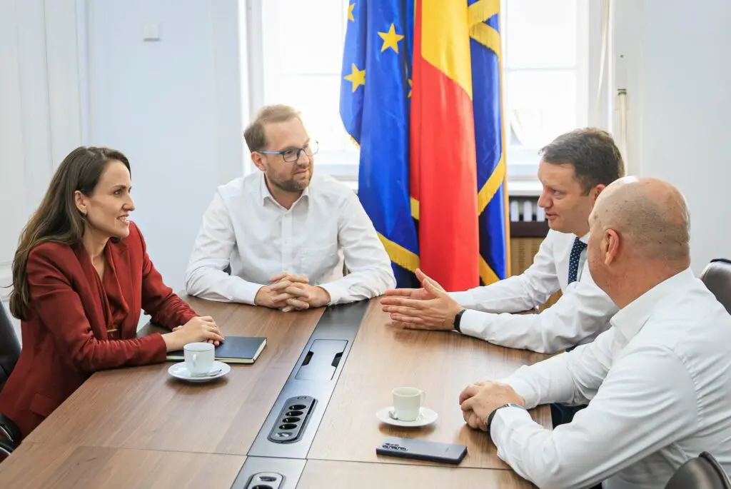 Siegfried Mureșan și Ilie Bolojan s-au întâlnit cu Dominic Fritz înainte de discuțiile de la Cotroceni