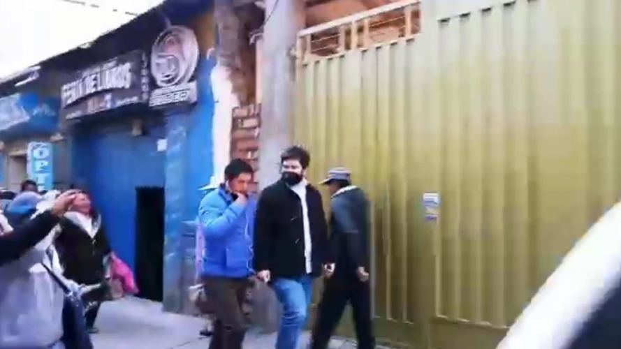 Juliaqueños expulsaron a Lucas Ghersi cuando pretendía juntar firmas contra la Asamblea Constituyente