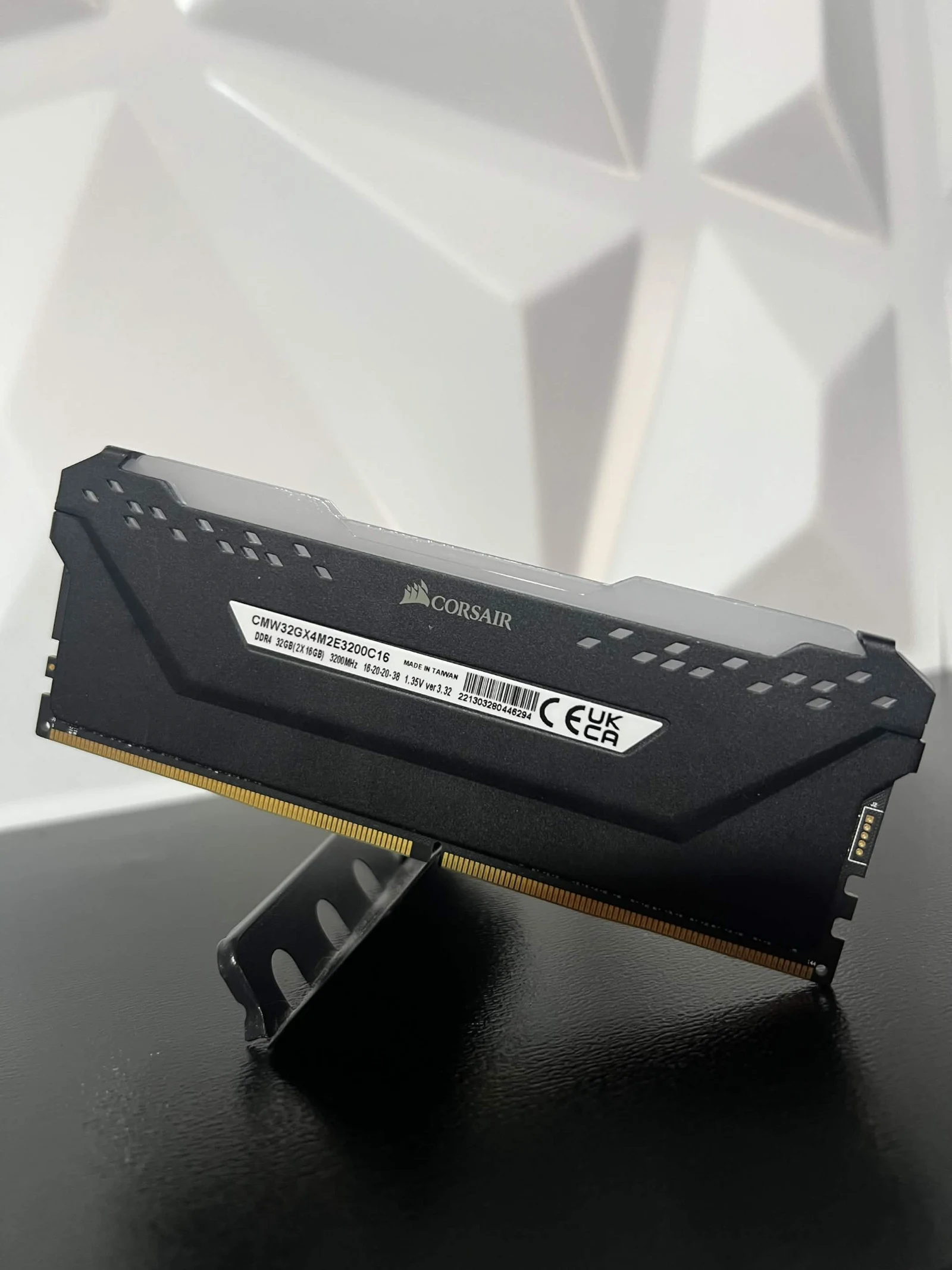 RAM Corsair Vengeance RGB Pro 16GB 3200MHz DDR4 Occasion Alger miniature 2