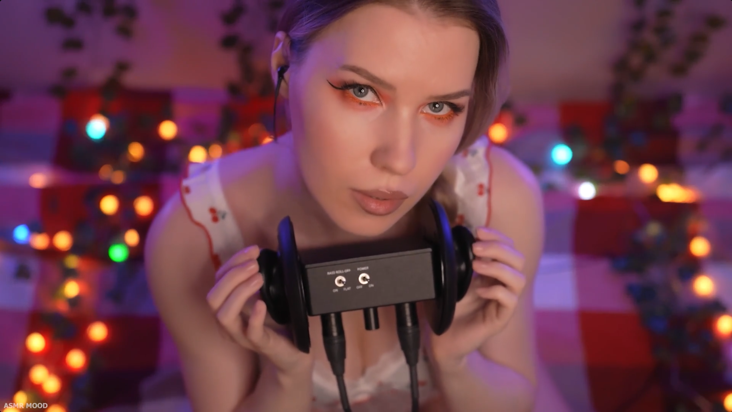 3DIO Ear Licking ASMR [ MOOD ]